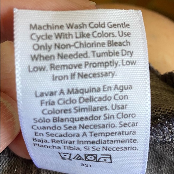 Secret Treasures pajama set or just for hanging out at home. Size M (8-10) - Picture 7 of 8